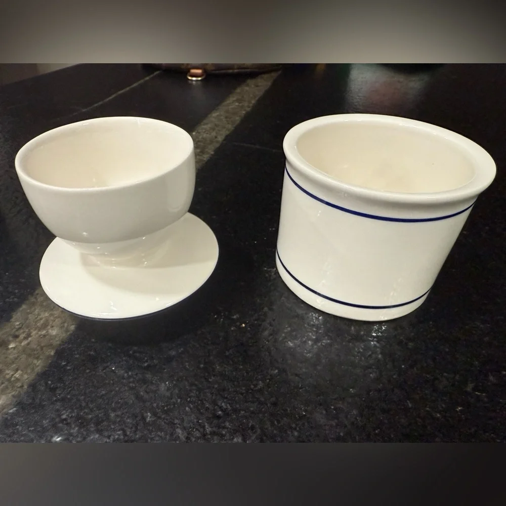 🧈 Vintage Blue Line Butter Bell Crock – 4”x4”x4” - Picture 4 of 9